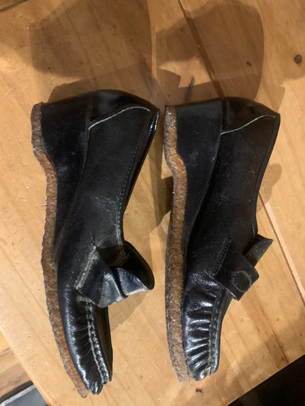 Vintage Walkables Black Leather Comfort Loafers Moc Toe Shoes